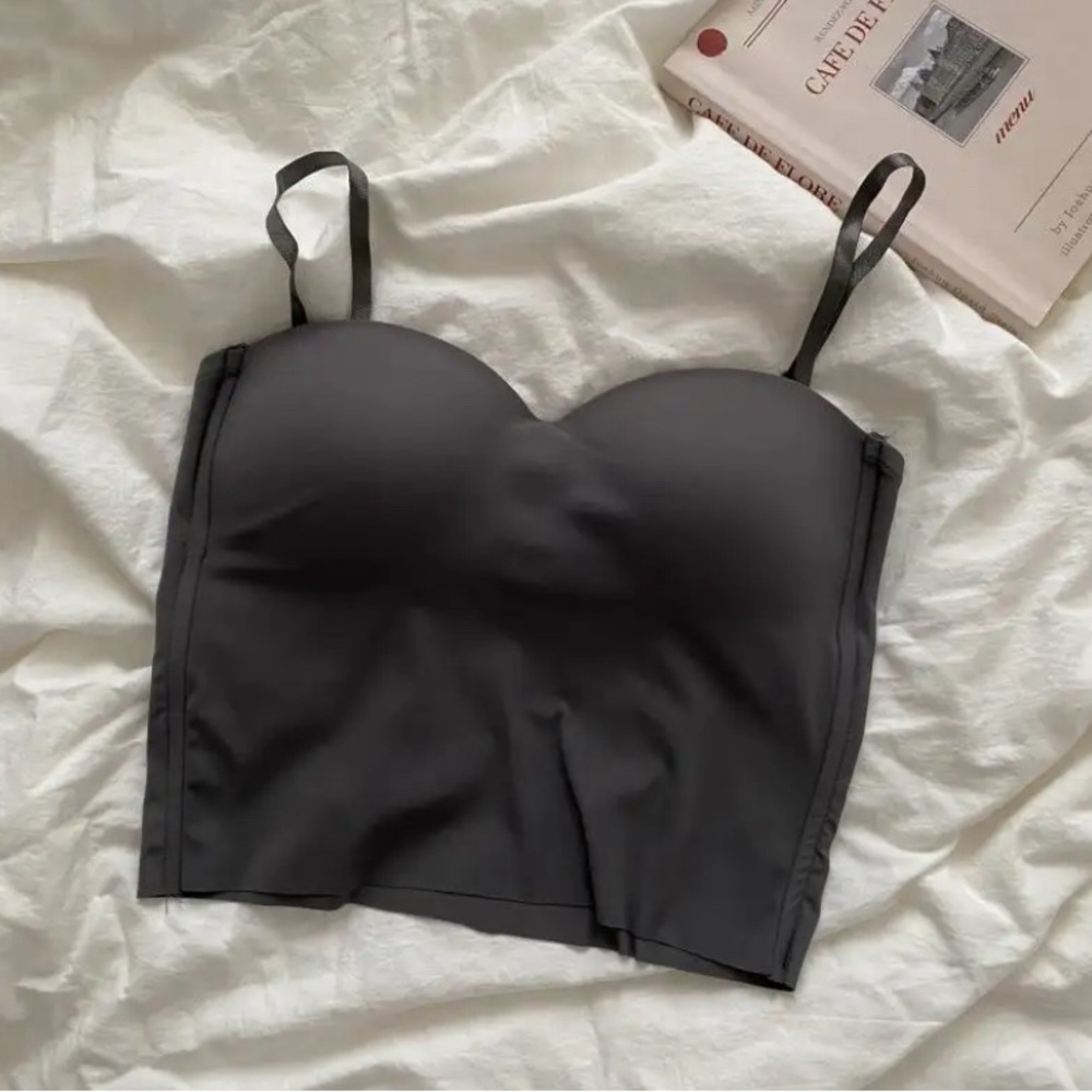 🌿 Grey Padded Top